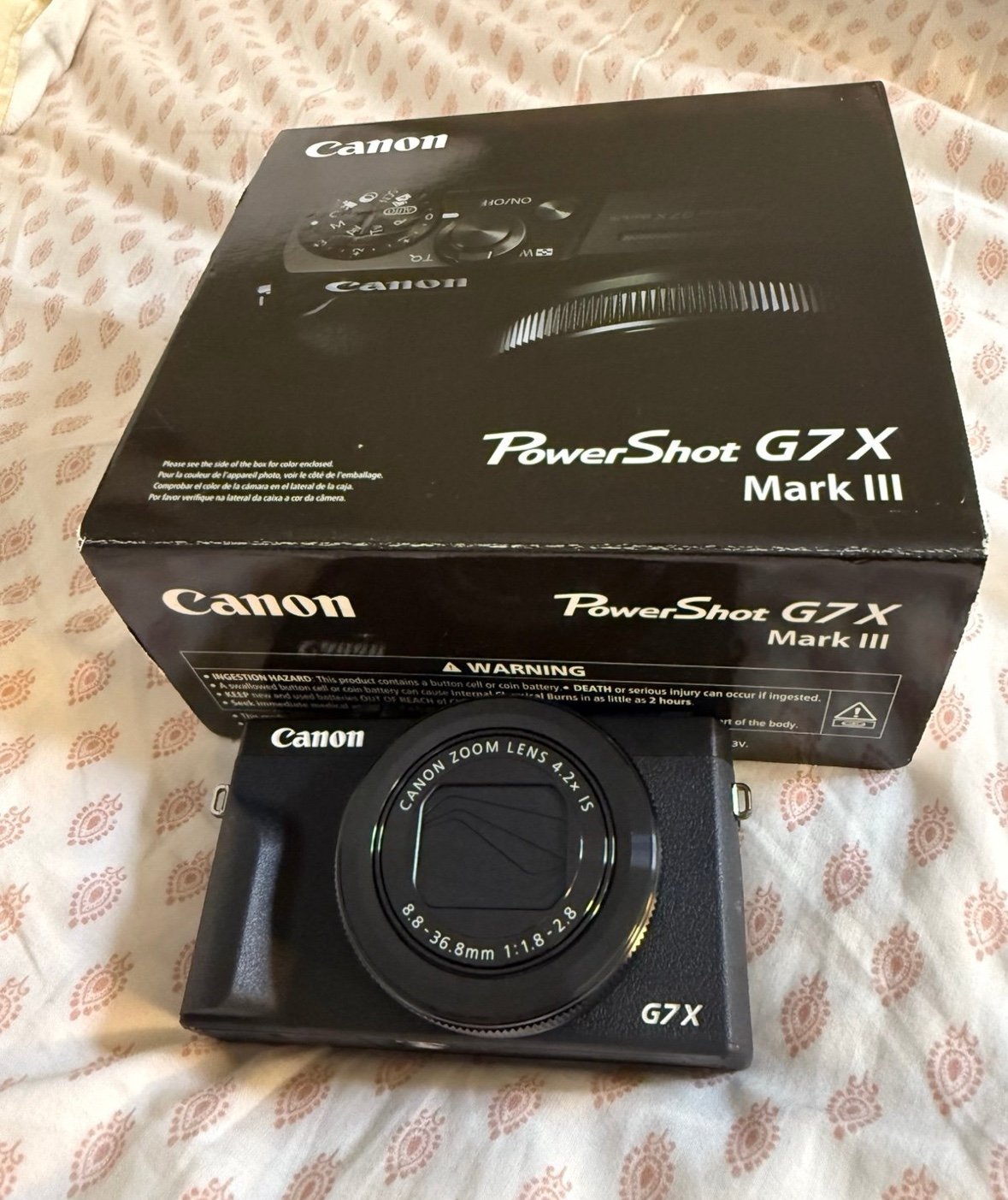 Canon G7X Mark III