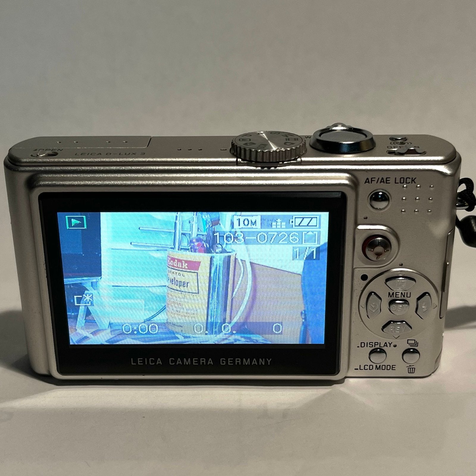 2006 Leica D-Lux 3 10mp Digital Camera Bundle TESTED ALL WORKING