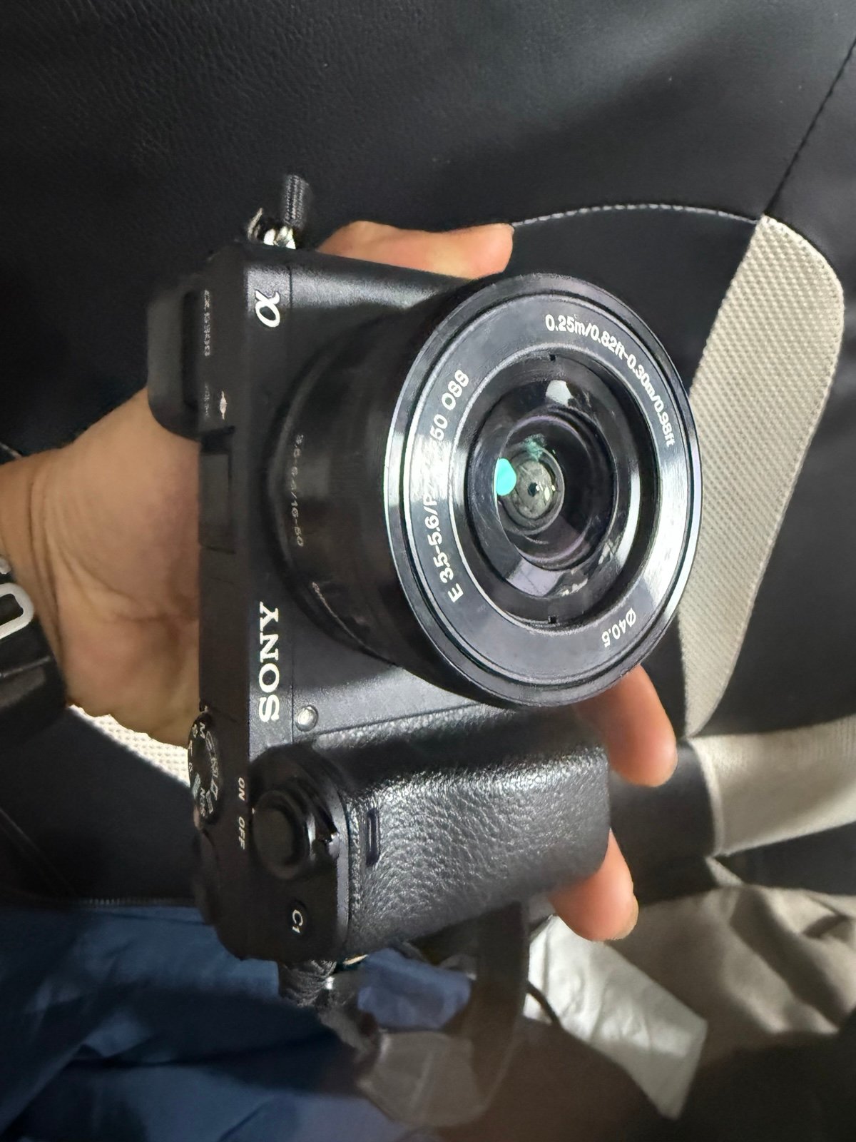 Camera sony a6300 kit lens 16-50mm used